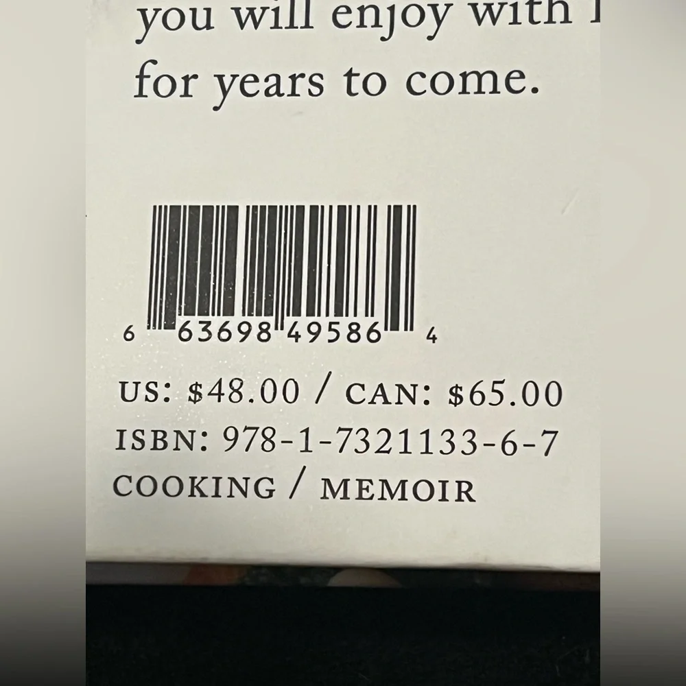 Italy on a Plate: Travels, Memories, Menus by Susan Gravely